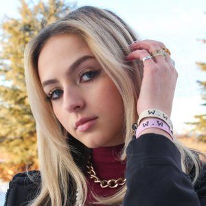 5 Bracelets! WWJD Pastel Color Bracelet Pack - Pink, Blue, Yellow, Cyan, Beige